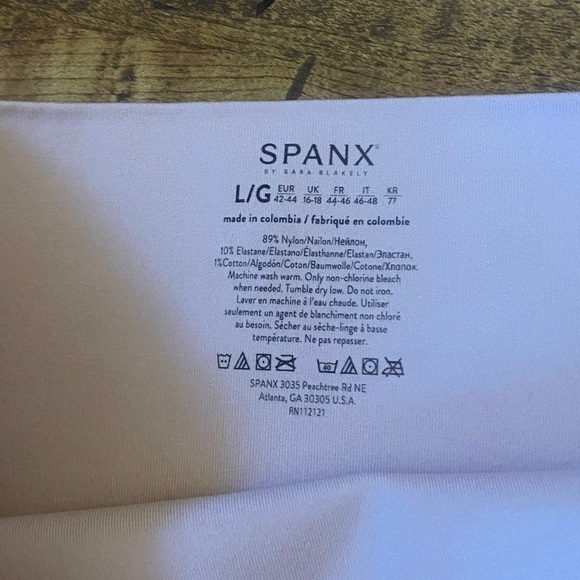 Spanx shaper shorts - Picture 2 of 4